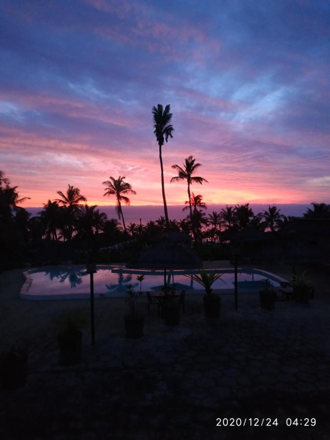 Blue Moon Beach Holiday Resort Inhambane Extérieur photo