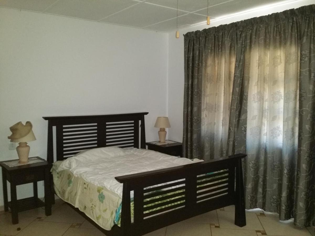 Blue Moon Beach Holiday Resort Inhambane Extérieur photo