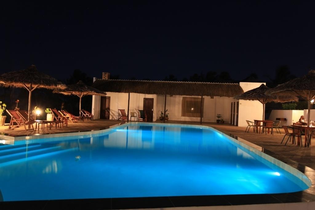 Blue Moon Beach Holiday Resort Inhambane Extérieur photo